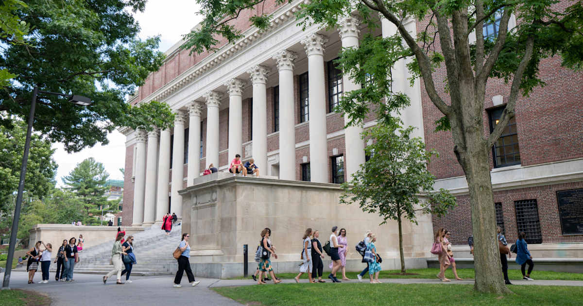 Harvard chaplain discusses ‘record-breaking’ number of conversions at the university 1 f19bafdc31c362befc40a06b2ff74f9f06bfea020554c5bc6c9ad9aecd38eb82