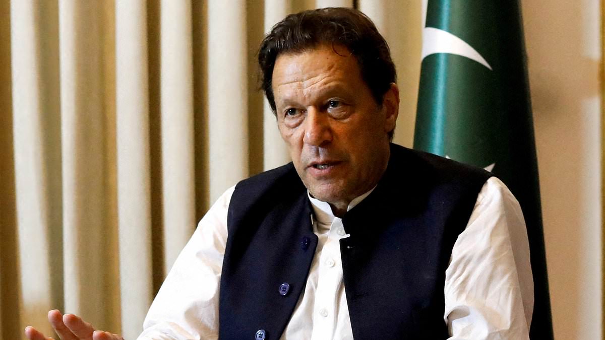 Pakistan cricket chiefs complain to Sky Sports over interview with sons of imprisoned former captain and prime minister Imran Khan 1 f95b1cbfbf2470efa898524d69d430c7389181e4398222808b4f1ce7f10dab80