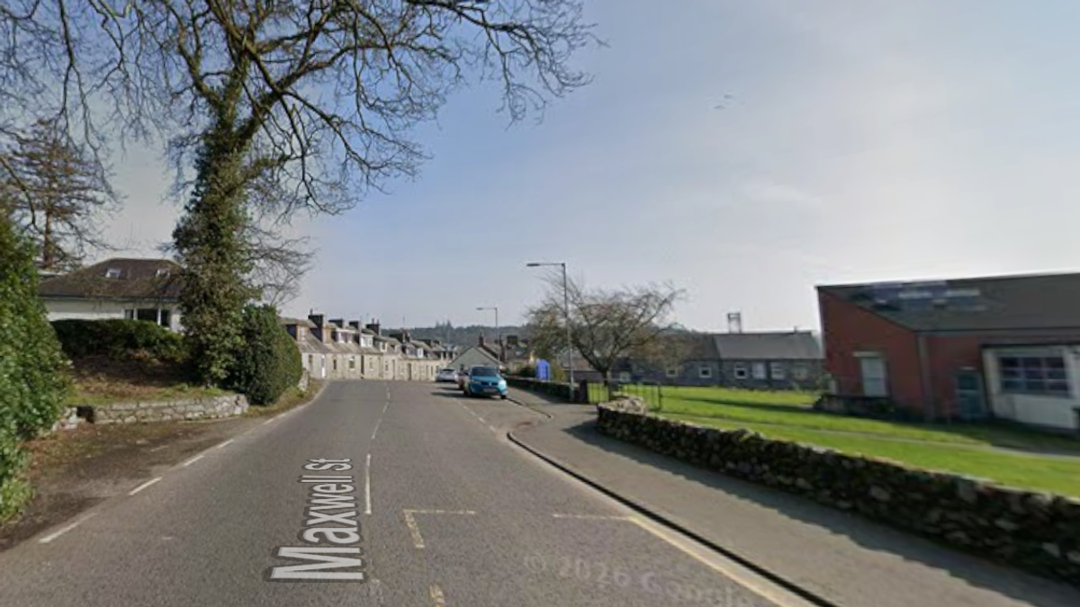 'Unknown substance' sparks evacuation in Scots town 1 fbd32583eb5fc6e9fdc43d596757a2790c941327b7fd1db82992d74cd86e51f2
