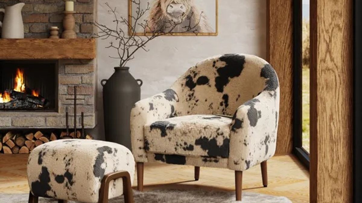 Cow print chair 'exceeds expectations' adds 'lots of character and gets compliments' 1 fd8a4f8f37eae7a26f449cceb2b1e1217be2a0ad2797afc1ba8b14688d512d7e