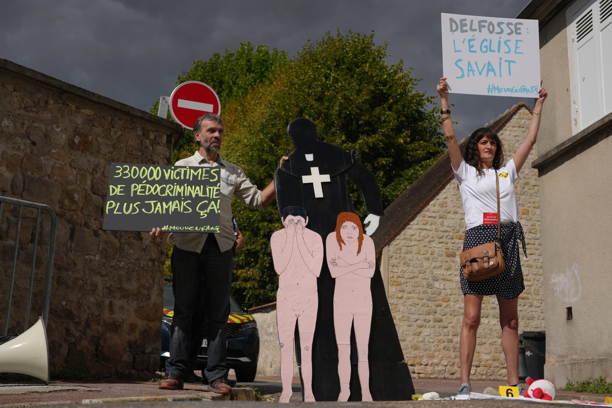 Pope Leo XIV will meet with the French abuse survivors as critics demand action 1 0025083c093623b9d36a26dbfb0ecfe5b3c6ce3da66ff88bea1ab6fe0ea3d806