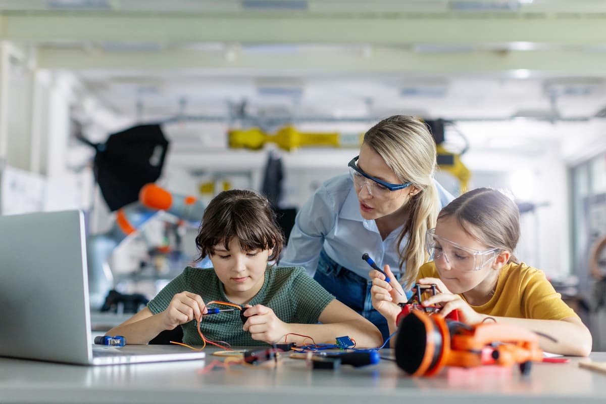 One size doesn’t fit all: How this London school is personalising kids’ education 1 00e620e10973e4231a0678c2908f69fc0222cd39ab022c6fa344e126ebe18352