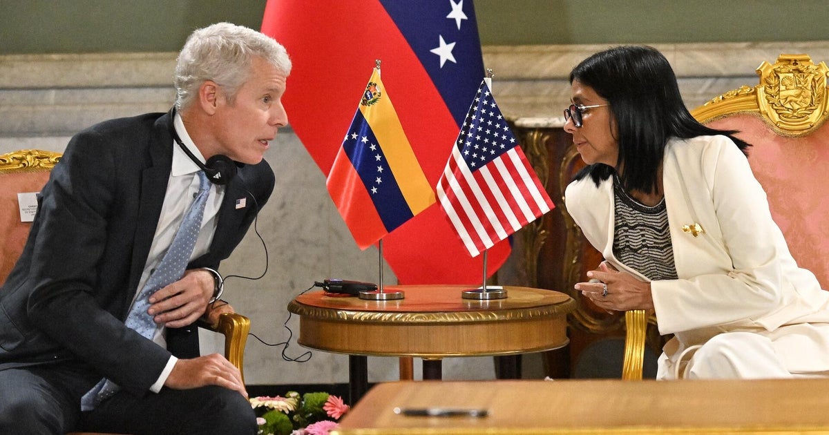 U.S. and Venezuela sign new oil deal 1 02457cea652422aa8ca13a7812055a7ea757d0eea88fa4e72dc5945429cb52ea