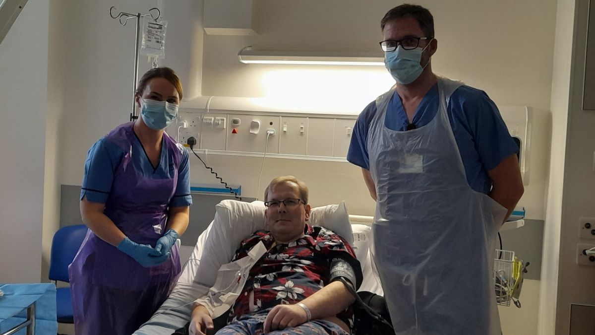 Pioneering cancer treatment hailed by Stirling dad as he celebrates fresh chance 1 02803a7e25a024df580a343a32c8e6c763d77df431a519d8a13384ae147bcaa7