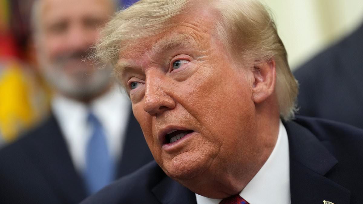 Inside the GOP panic over Trump's 'worst-case scenario': Republicans say president is stuck in a 'bubble' as one unlikely issue threatens to sink them in the midterms 1 05b1b9238be1f8eabe6e658e2ef76c5c4b984f0cadbc05f0696f6ec2706dff7d