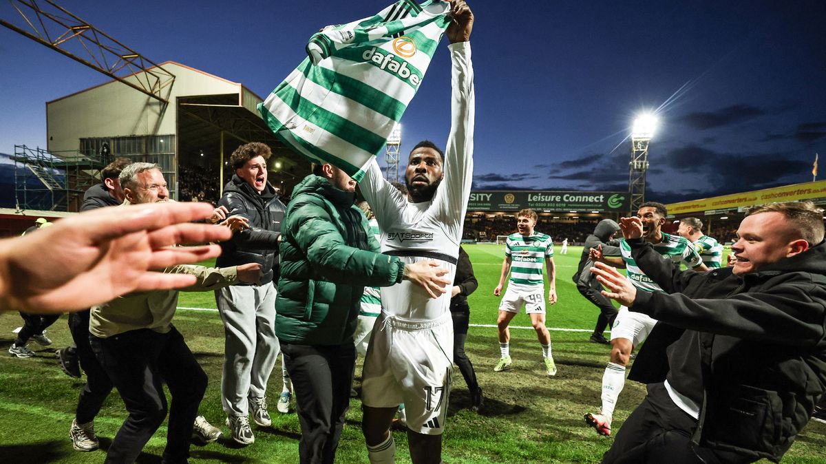 Celtic fans 'exceptionally bad' damage to Fir Park revealed by Motherwell chief 1 071ae2efafdb010ebc12e050c07a914de6547a6fad5ac08cf438fa83b099d512
