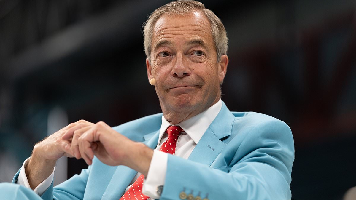 Nigel Farage insists Reform's billionaire donors are voters in the UK 1 0be632ace7407f37ca3cf59d88d8b9a50a2b815838effa73710a301be54c7cb3