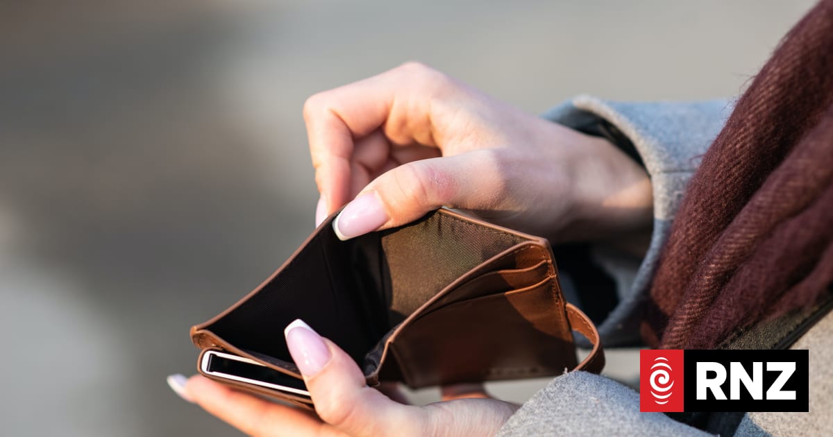 Here's why it feels like your money is tighter 1 0c8c98d73b9b17a3c10fb8248f6d365cc57f2a5fae9839155df4edea7514effa