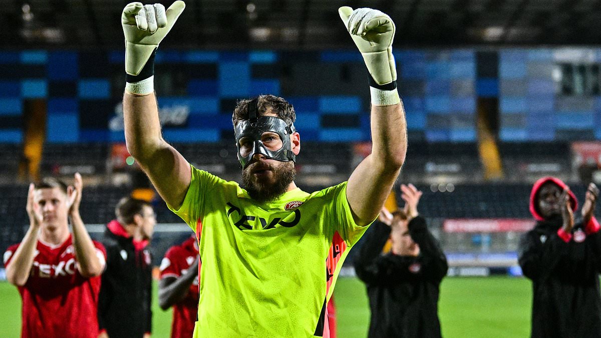 Ten-man Dons show they will dig deep for Robinson as Killie suffer penalty heartache 1 0cbf39bc3f109a9fb5613e1c0376fd455eaa98883b7c469ca20e4fb224752736