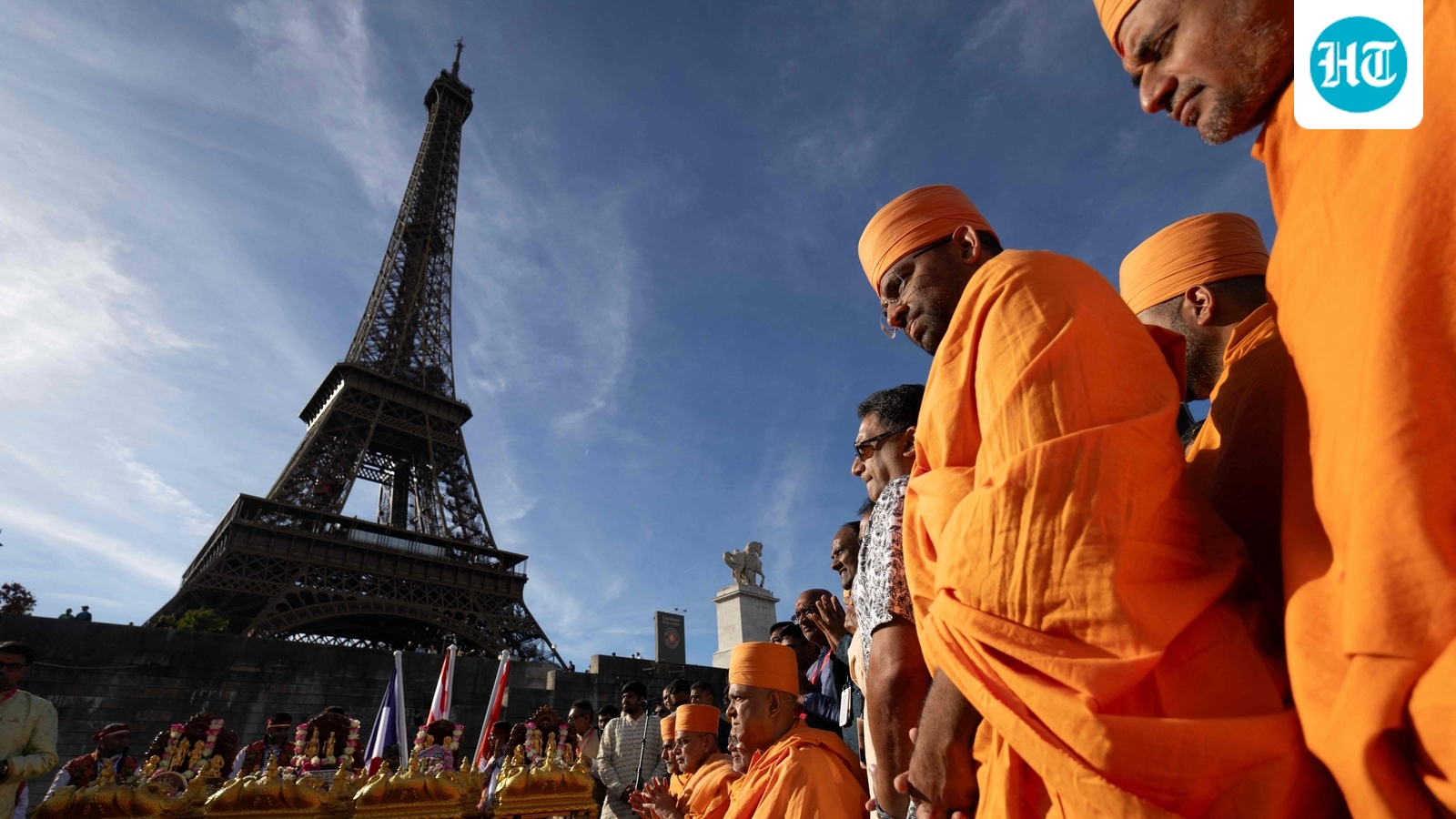 Eiffel Tower reopens after strike over limits on women staff during BAPS delegation visit 1 0e17812c803a0362800c72136310143e9a3395122d3a5a4be484ab7fb0a60766