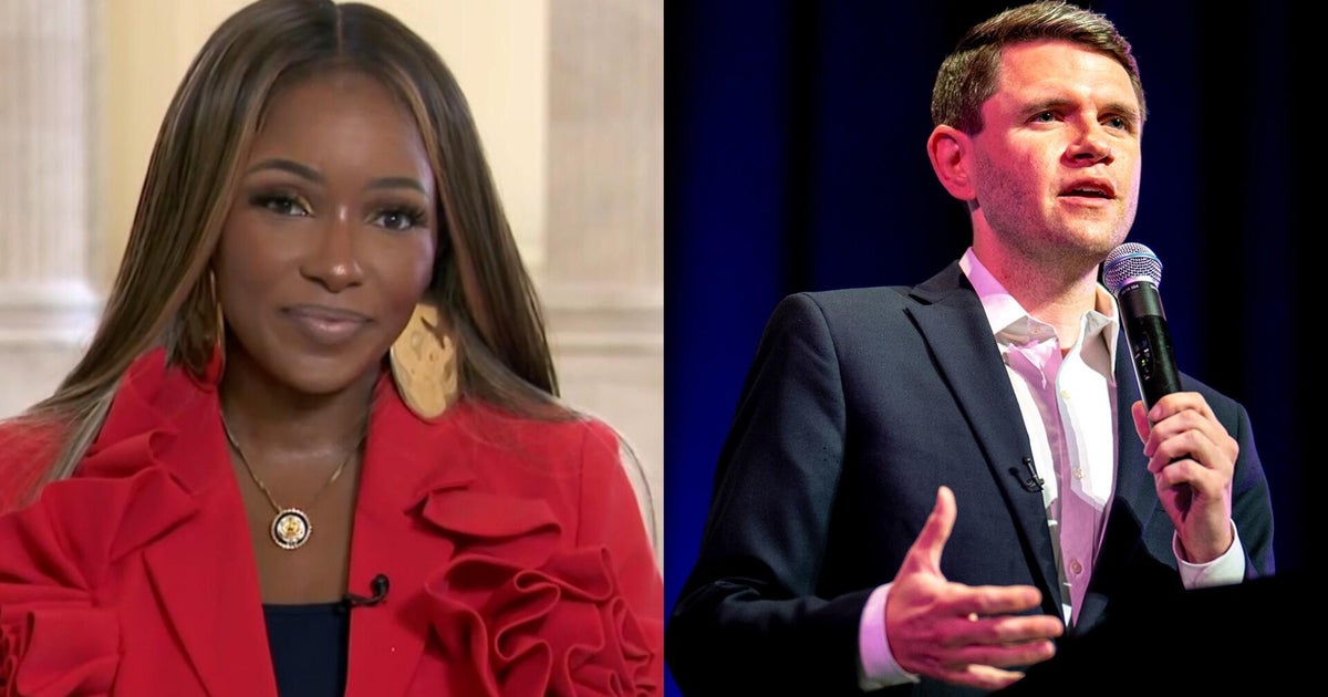 Crockett says she hasn't talked strategy with Talarico recently: "I trust that he has a plan" 1 0fd217be0dc0d8fd454356e994da716313eed5e9abbab39224e730b90f05633d