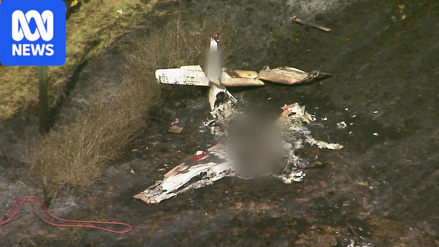 Light plane crash sparks fire south of Brisbane 1 11bda57fd7eae4359bca68697e0fb13847aa9f73cdccc0d5b5f5eb14388c0a58
