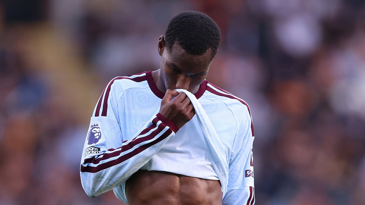 Unai Emery still awaits lift-off for his new-look side after another blank in front of goal: Hull City 0-0 Aston Villa 1 1299d69a47da94d42ce90e16fe674ae989fdeaf538a3202d181b4a3f4564b8d4