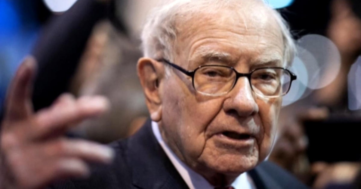 Warren Buffett stepping aside as Berkshire Hathaway chairman 1 15cc36f7411378b48d5139f78fa9d6bf4338cdf7735d66c3fccef8239ad5610f