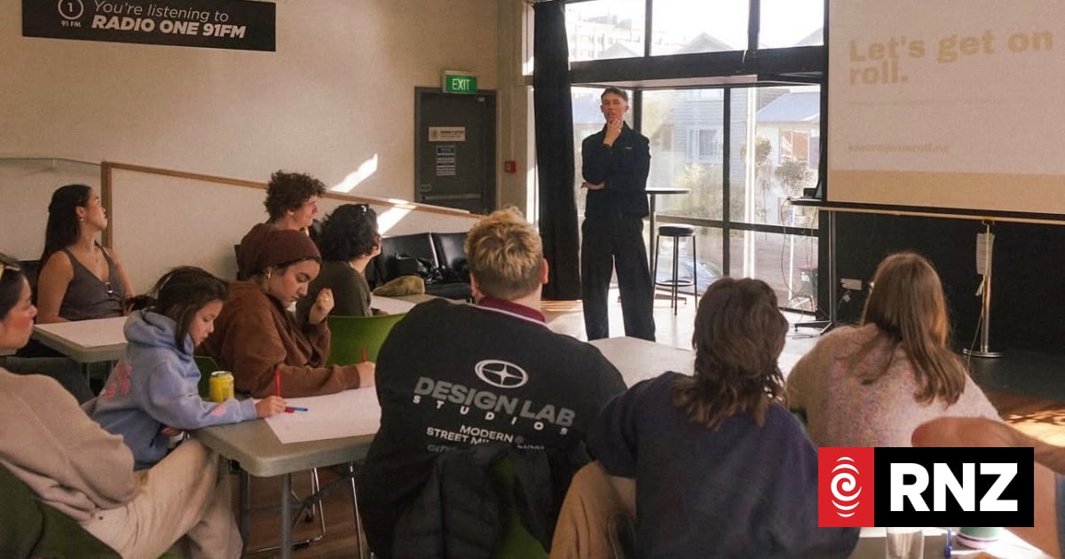 'Imagine if all of us showed up': Young voters urged to enrol 1 1761a7a7e36efc46b44f8461370d190efd24f27a59bcb2c97f2125b788be45f8