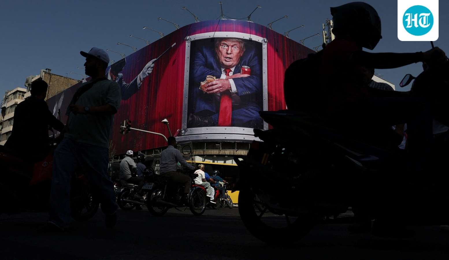 Why Washington’s ‘Economic D-Day’ Against Iran Faces Steep Odds 1 186dbdad44f5e050b1d38b34f6fac55c345eaa0edc65704c0910b5c3e3929144