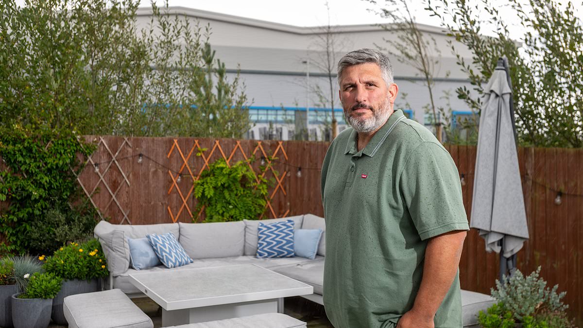 Homeowner has £170,000 wiped off value of his dream house after FOUR 60ft-high mega warehouses are built next door 1 18adb35ef33235bcc8da17e34e07e319dd890e317f330534a119cdae16d05fc8