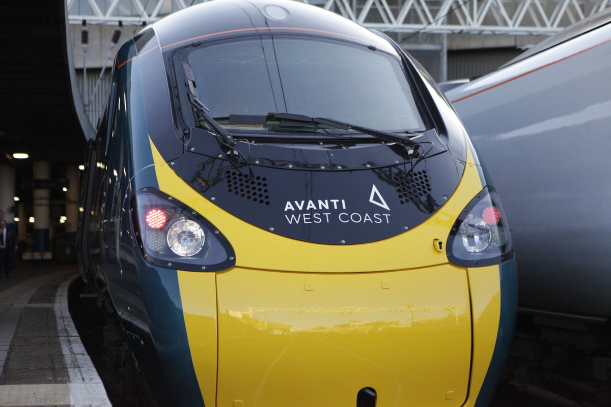 Avanti West Coast services to be nationalised as Burnham declares ‘enough is enough’ 1 1c05d0680869026956d9166176d5385cf9d637c01a3441495477c99a6cc18bda