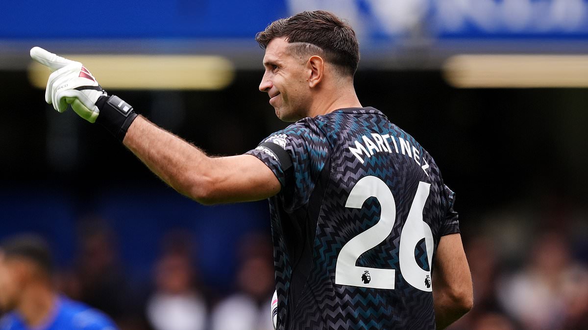 Emiliano Martinez ditches Chelsea's No 26 shirt after just one game - despite seeking John Terry's blessing to wear his iconic number 1 1c572f7a35b360f84c3015c933c273d562956742990e5ca1442368c1074da0e4