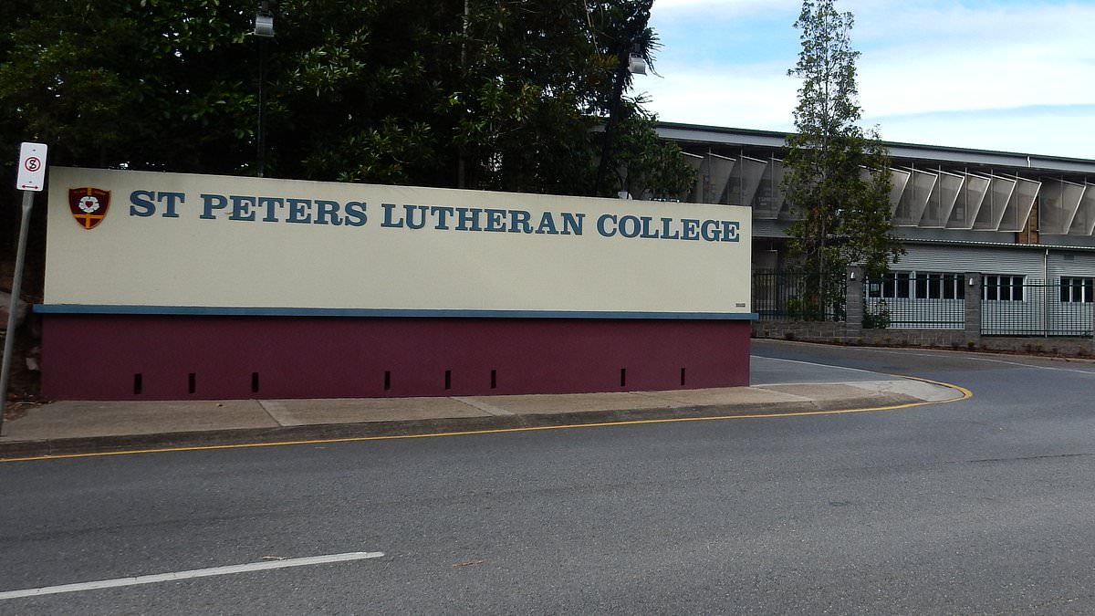 Parents outraged after church worker allegedly suggests gay students could face hell 1 1e33db9b90ccfda942beff6228a86106ad467f0c64ef9f2ddd3534df31eafde2