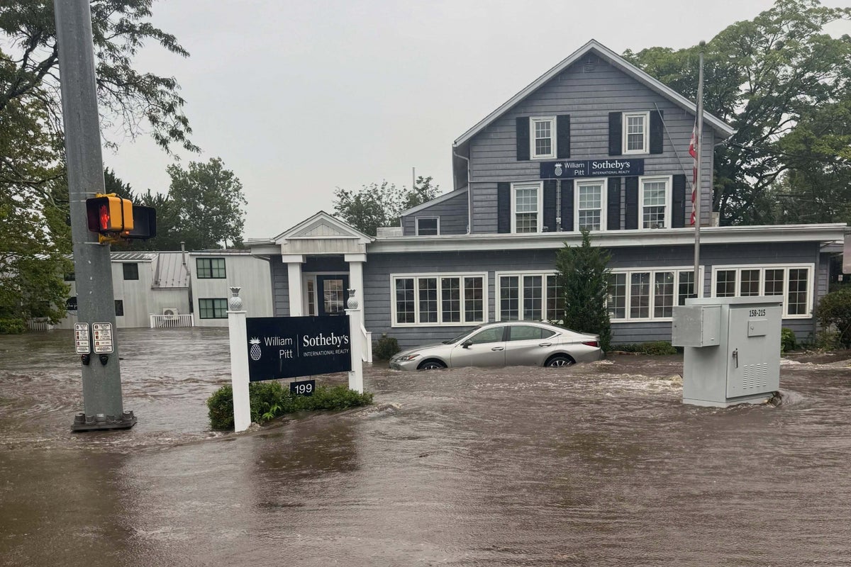 Drenching rains bring flash flooding across coastal Connecticut, New York and New Jersey 1 231ef8c63cec8850708fcef851a5311337960a8378582f7a80cc7a0eeef88cdd