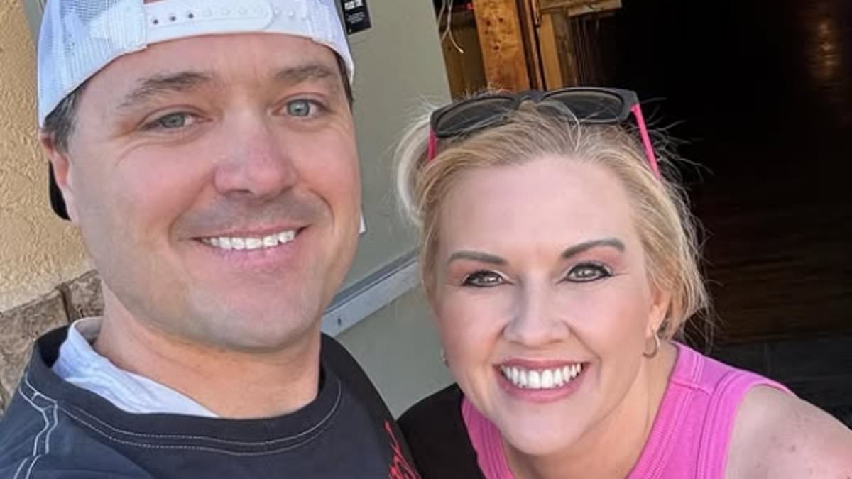 High school sweethearts buy local honkey-tonk where they had first date amid fears it was on brink of closing 1 2cd3f63170914695f605f3c8a4572dd708aa44c881773fabb680545288e70183