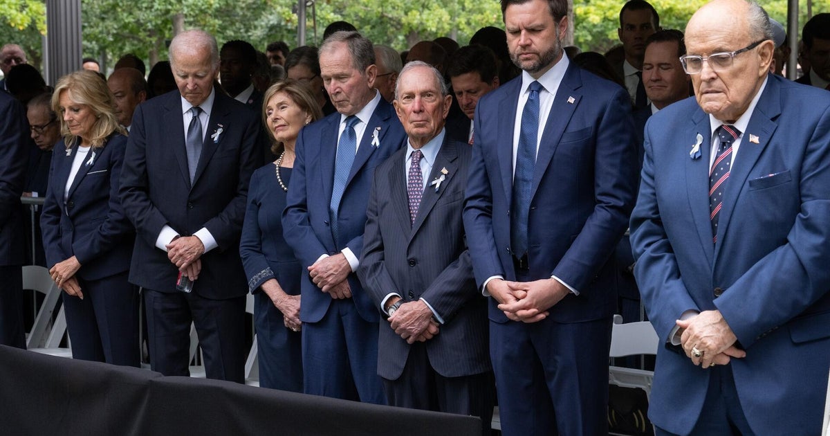 Watch: Sixth moment of silence in NYC at 10:28 a.m. when the WTC North Tower collapsed on 9/11 1 2e93fef4805cf337c4ff42b4d40b421c9bab5ab27c265bbb7032cd3c7d142317