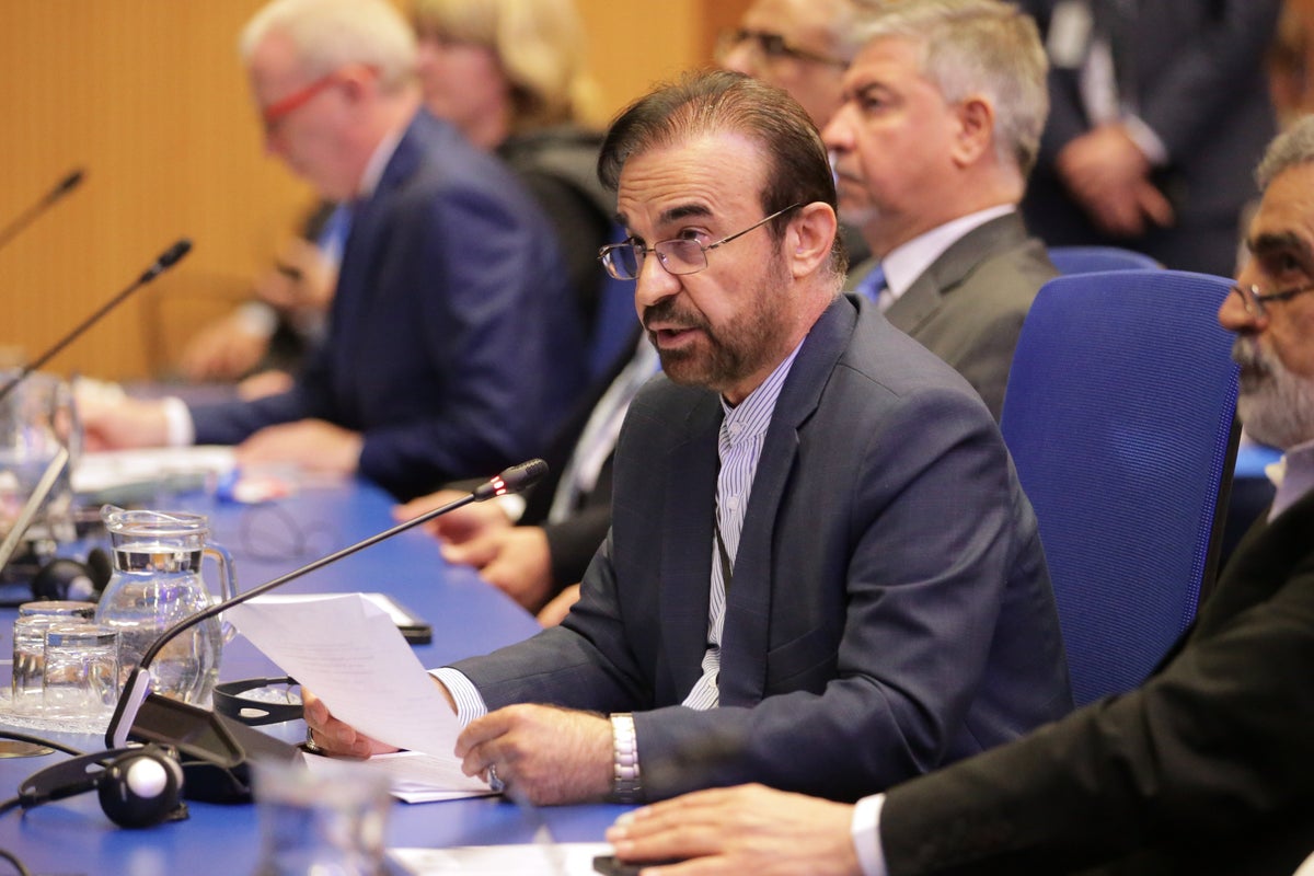 Iran denounces Austria for blocking its nuclear chief from a meeting in Vienna 1 346450efe9afc280fad96f009bed8a97672dc0c2bc1b6764d4b95b287e1fd177
