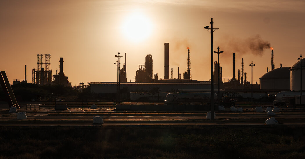 Alejandro Betancourt, Trump’s Partner in Venezuelan Oil Deal, Has Faced Investigations 1 378fc14515e671fe3b1a3ba632ccb99120ded9cd26d25fd0865d607157c9b8bd