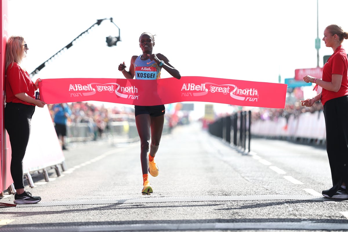 Brigid Kosgei wins Great North Run but Eilish McColgan withdraws with injury 1 3a4bc060cbca399d4d1ef4c50be27b324cdc7efeeca7088d749b8427e2619922