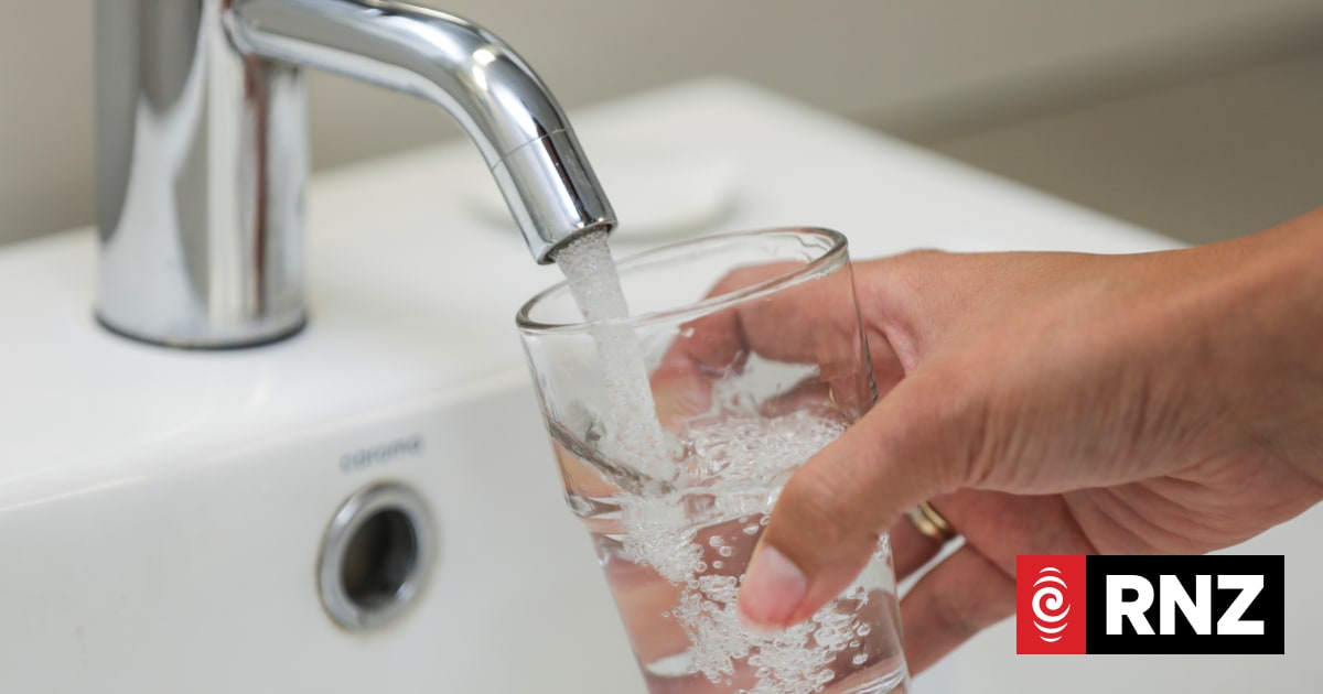 Water regulator tells Canterbury Regional Council long-term nitrate limits being considered 1 3b208151a8a2e6f1ec8ba9612bfc5e8ff38a121a57ed53392a0997b26c719c88