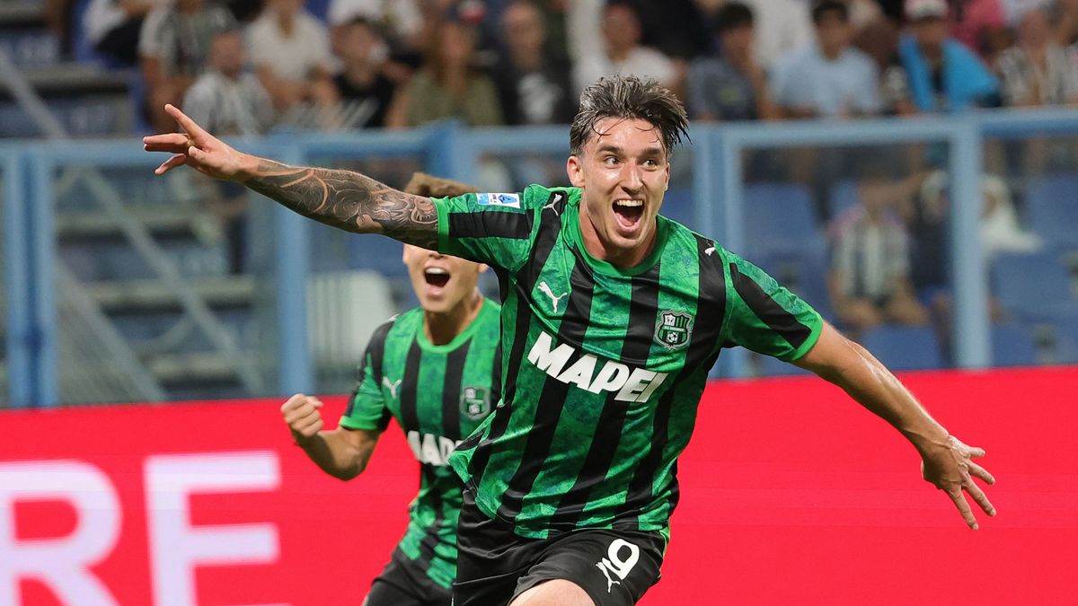 Kieron Bowie awaits Scotland phone call as £9m striker reveals grand plan after sinking Juventus 1 3d93aa4730825789da20e1599b7880094d5d494710be6d8506f82987083ccf71
