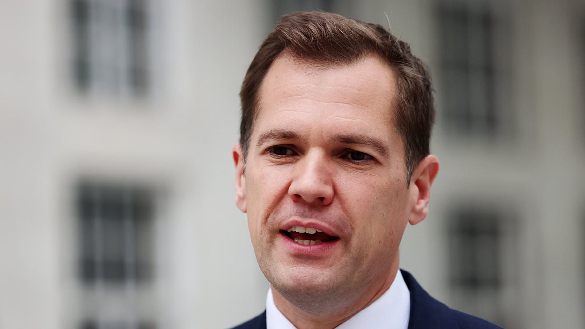 Reform rules out abolishing inheritance tax as party brands Tories 'out of touch' for considering it 1 3e79903322bd2e919c2e6a61a811e678a84a3866aa40223882417f8c957cfd9e