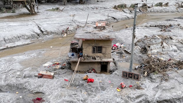 Canadian families still waiting for answers 1 week after Nepal flood disaster 1 3f8bdb74f8454651033aff8e95c69dc992ee4342494d91a9be248a4c542216a8