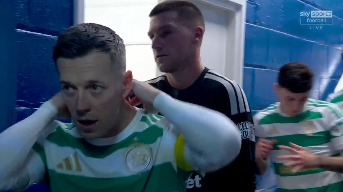 Colby Donovan in bizarre Celtic tunnel warm up at McDiarmid Park leaves Kris Boyd baffled 1 3facbbd652377036377a4f652accfe28b8d77a97cef1927c8859a615323d27a9