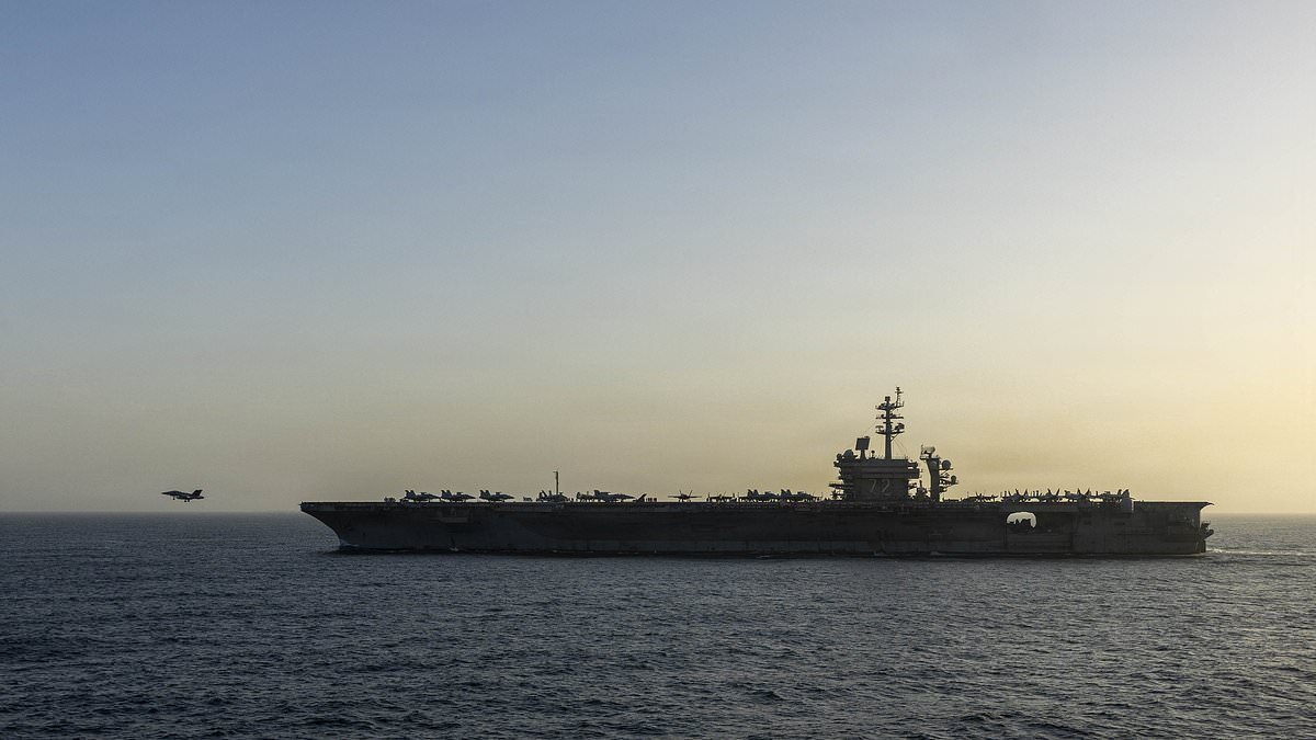 USS Abraham Lincoln docks in Thailand resort town after reports of alarming conditions during 200 days at sea 1 4b3cdfeebde8d25f1a784263f9c994860d38c9905e71d38bfc576698199128b9