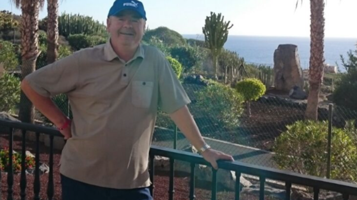 Dad narrowly missed two IRA bombs then escaped deadly Tenerife plane crash 1 51993771f2b8b3ffc7c9c09fb783470e8f9ac1f34d5f96ad2d736a3be3223400