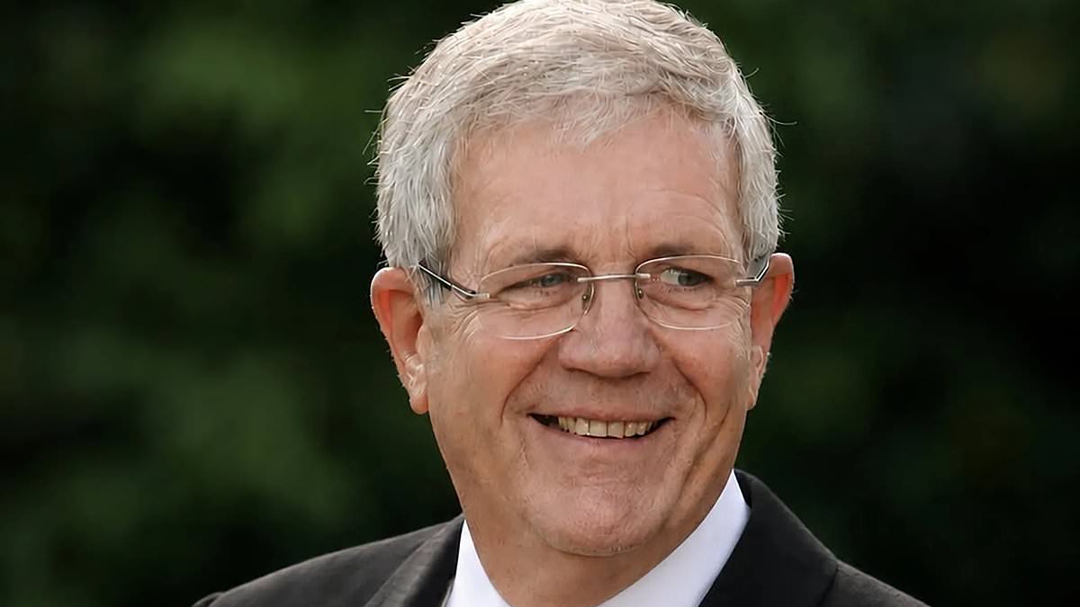 Mastermind behind 80s pop act Jive Bunny dies aged 84 as tributes pour in to 'industry pioneer' 1 53249e227258cc47c04a3ce457beca3c71961f0ce6d26c891576c6428b235d41