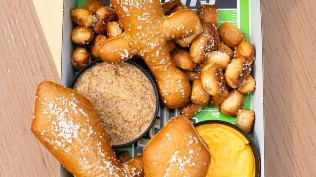 From UCF's 'Pretzel Sword' to Wisconsin's 'Badger Bakers': College football's top new foods 1 55183e77ad83f08a53e6657ab2520166fbce4bb879818f12b31eedb0e0907b75