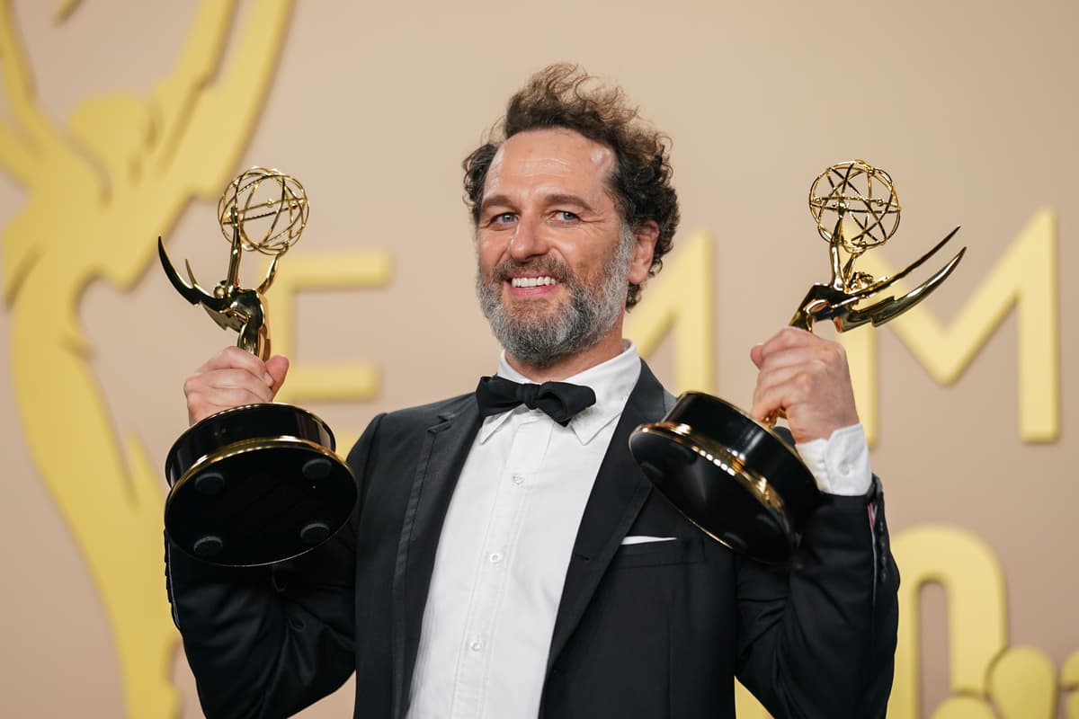 Matthew Rhys makes Emmy history by netting two best actor awards on same night 1 575af582b5ce1d822081131378a317db4096ac4275db3cb401faad7485992340