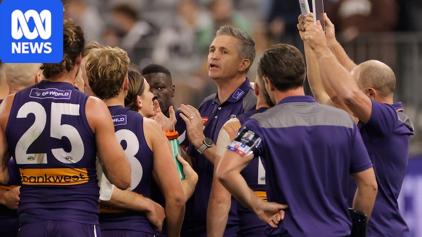 'Next moment the most important' for Longmuir's dominant Dockers 1 57712a4c779db46583813f9fcc54cfdfe162dfe42318032304143248b224be2d