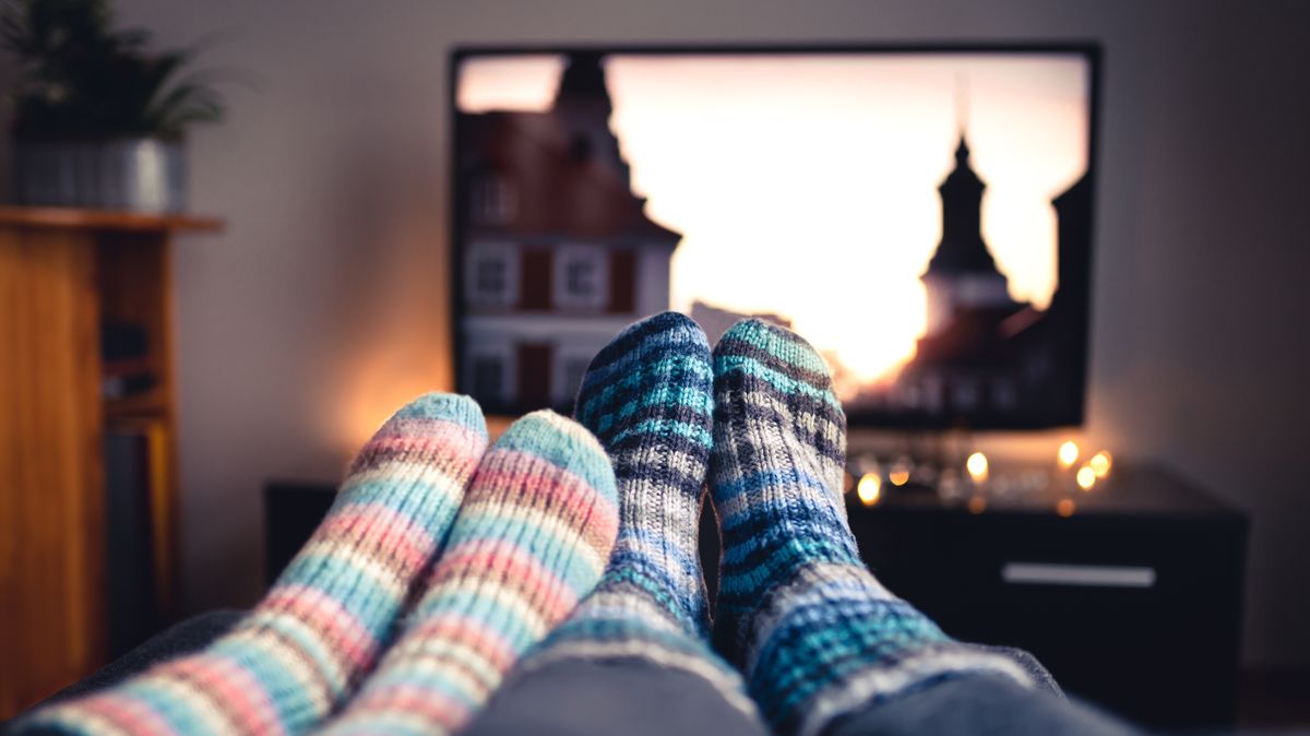 Cosy TV shows to stream for free this autumn as the nights draw in 1 59a89c878d55f104bd9a1156213a14c993ba43016ea92c92c517990b386dc5e8
