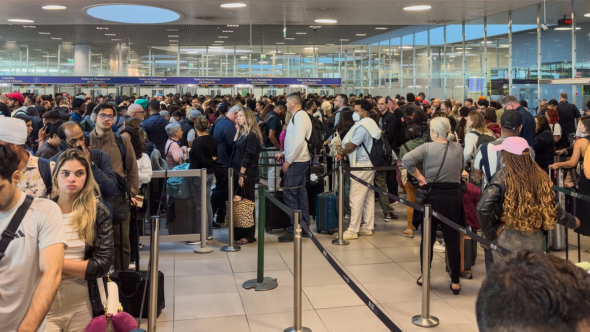 British holidaymakers face further travel chaos as Europe's border rules come into full force this weekend 1 5af156f4bad74d92e958870784e5cd4dbae1efe48b105fcd0e08fde0ad0e6c82