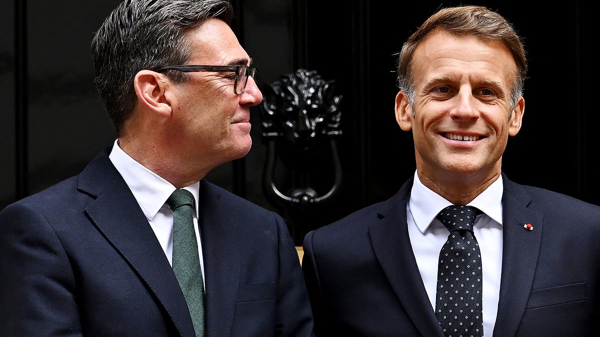 EU threatens to pull plug on Labour's Brexit reset deal until after the next election as it pressures Burnham to allow thousands of EU citizens into Britain 1 5b0389b339ab75ee9af268359233fe92af04299eade15d0d4f7ec30152d6c1df