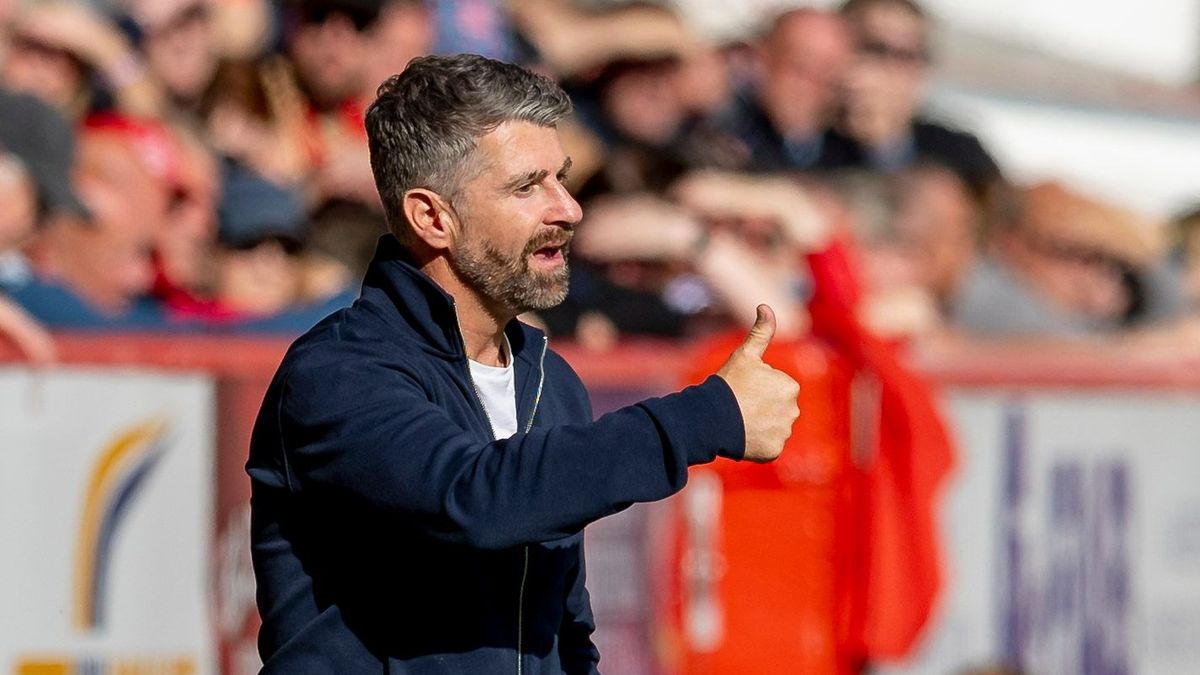 Stephen Robinson insists Aberdeen agony does hurt as he hopes to turn Red Army groans on their axis 1 5ba84e577c15ca017ad493a589152145d9046f1107321290331fe119fa2e51f5 2