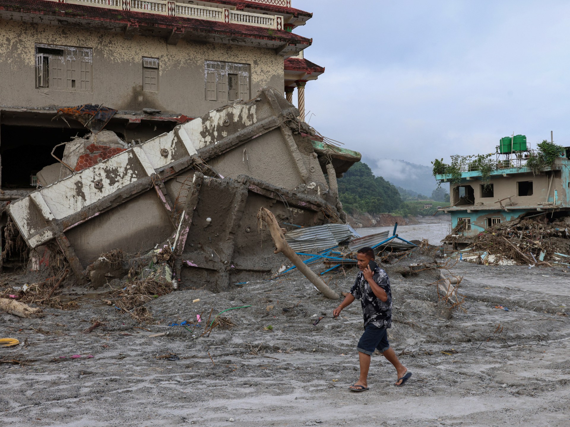 ‘Limit overshoot, peak, decline’: A new global goal for climate change? 1 5bef2ce8cdd9ea65a0a73b01e20192c81202b0682e81816e924c267f6d848805