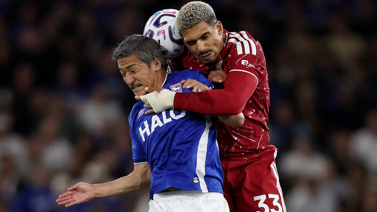 Liverpool Confidential: Insiders reveal Ronald Araujo's desire to stay at Anfield permanently and why he's already loving life on Merseyside, boost for 'next Gerrard' in Reds' academy and decision time for Virgil van Dijk 1 5c585479db2e7169084aa828b8edee8a71caf5f93b2c78c40db7c37a48ed1266
