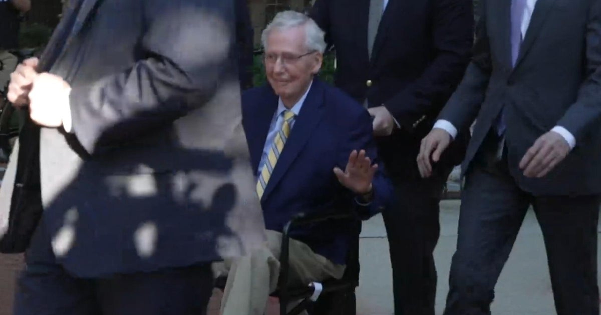 Mitch McConnell seen publicly for first time since June 1 5e9bb75cdc8dc66e97184dc84277bca05d91ac10408a8e69bc943f8bf8fd8214