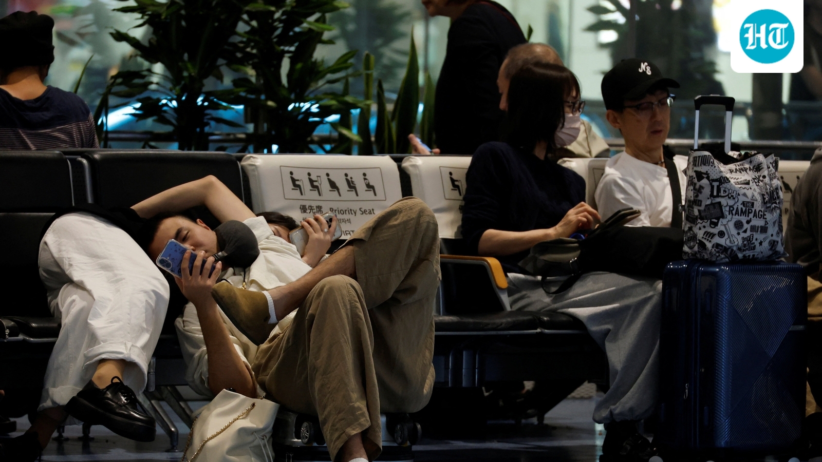 5f65351efb1533917dc402c8928157899a0fc78efbb07f1a9c1e9244288b5bd1