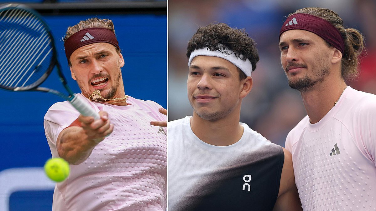 Alexander Zverev's infuriating habit leaves US Open fans struggling to watch final against Ben Shelton 1 6234e978a9911c34934a9d3c7a9d49257965cde84fc925ffb3d59e32ae55e7f4 1